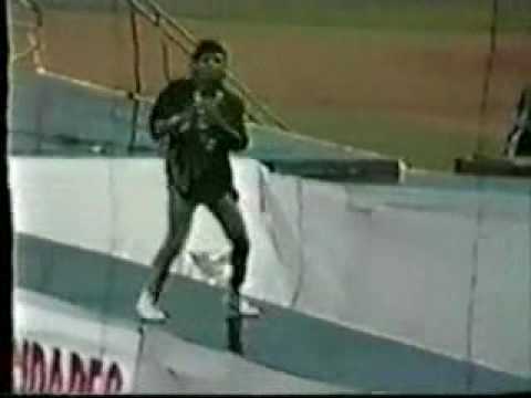 MENUDO - SUMMER IN THE STREET DESPEDIDA DE CHARLIE.wmv
