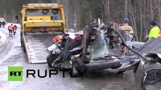 В Норвегии в районе учений НАТО произошло ДТП с участием бронемашины и авто, один человек погиб