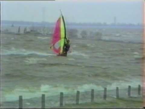 Bron wwwwavewolffnl Windsurf filmpje van 4 minuten uit de periode 1988 