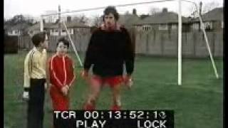 U1UMTltWhg4 Video Image
