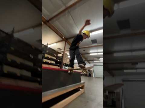 Warehouse fun‼️🤘🏽 #oc #skateboarding #skateedit #miniramp #skateboard