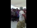 Abuela bailando chistoso!!