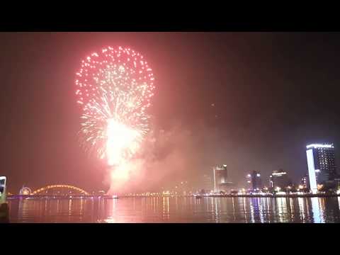 Du thuyền Sông Hàn - Pháo hoa Đà Nẵng 2018