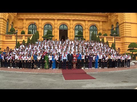 Tin Thời Sự Mới Nhất: Phiên họp trọng thể Đại hội Công đoàn Việt Nam lần thứ XII