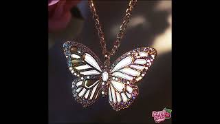 A Beautiful Shiny Erfly Necklace