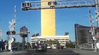 Las Vegas Alex Emy Las Vegas Ta - Altin Kaplama Camlari Olan Oteller Şehi̇r