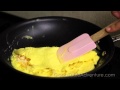 How to make a French Omelet