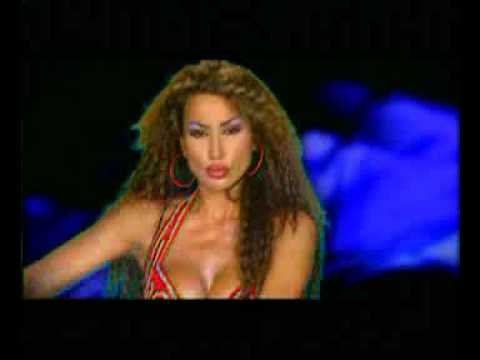 Hot and sexy Turkish belly dancer Zümre zumre dancing part...