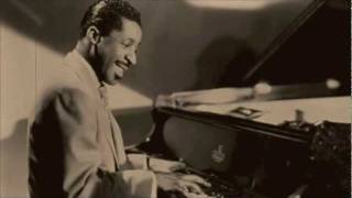 Watch Erroll Garner I Cover The Waterfront video