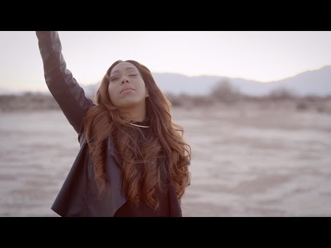 Por Ti Peleo Yo - Isabelle - Video Oficial