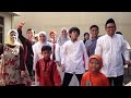 Iqbaal Family Goyang Caesar Penonton Keep Smile images Iqbaal Family Goyang Caesar Penonton Keep Smile