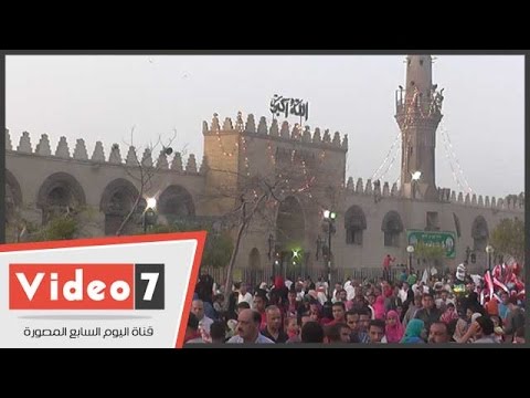 بالفيديو.. توافد مئات المصلين على مسجد عمرو ابن العاص لاداء صلاة العيد
