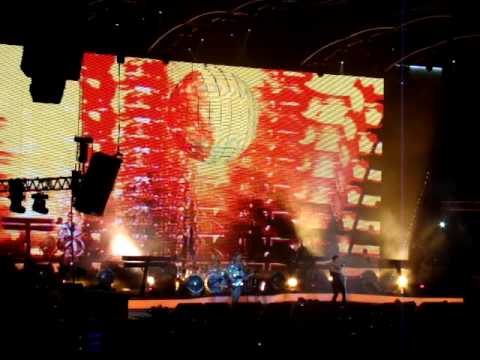 Depeche Mode Hole To Feed live@Torino26-11-09
