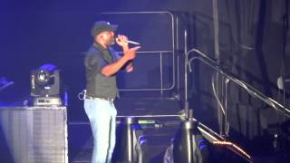 Watch Darius Rucker Shine video