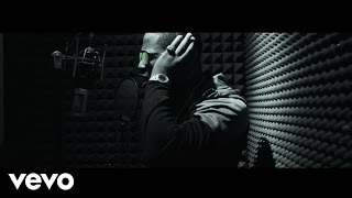 Watch Maino Hold On video