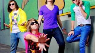 Watch Callahan Dressed To Impress video