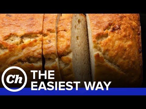 VIDEO : how to make easy banana bread - the easiest way - bakingbakingbanana breadis a great way to use up old, browning fruit, and it hardly takes any time to put together. in this episode of the ...