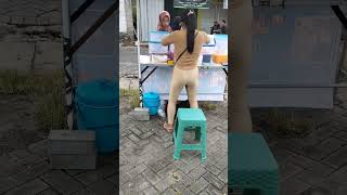 Penjual Es Legging Kilap