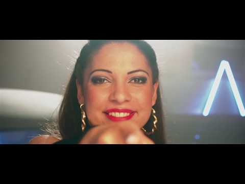 Loretta - Nem vagyok én álmos (Hivatalos Videoklip)