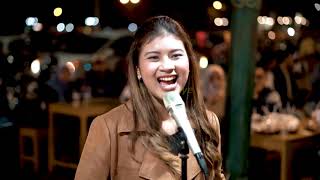 BALUNGAN KERE - NDARBOY GENK LIRIK LIVE AKUSTIK BY NABILA MAHARANI FT TRISUAKA