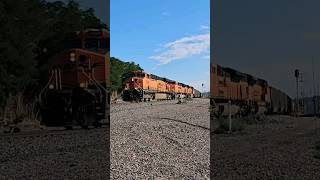 Bnsf 5886 E-Hafnam Leads Megatrain Nb