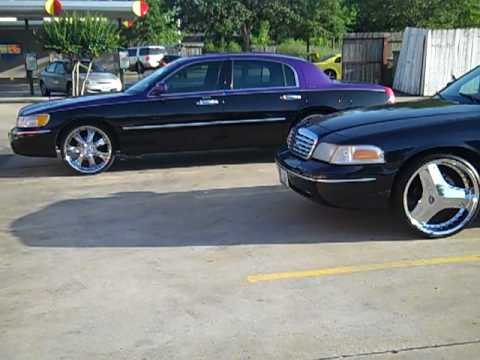Lincoln Town Car - Videos