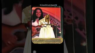 Kriti Sanon Performance On Chura Liya Hai Tum Ko Song At Filmfare Award 2025