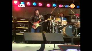 Watch Gary Moore Cold Hearted video