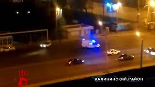 Видео Потасовка на улице Братьев Кашириных в Челябинске от Чрезвычайные Новости, улица братьев Кашириных, Челябинск, Россия