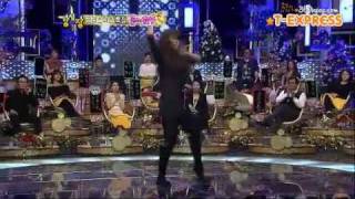 f(x) Victoria dancing to f(x) Victoria dancing to