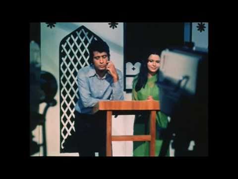 Main Na Bhoolungaq - Roti Kapada Aur Makaan