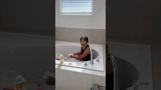 Mom Catches Daughter Making Slime In The Tub