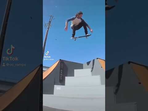 Brad McClain skating the warehouse‼️🤯 #oc #ramps