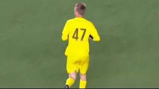 UYM2oa5Xt0A Video Image