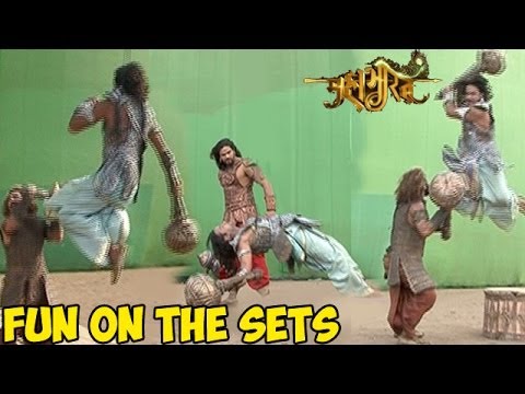 Mahabharat : OMG! Mahabharats UNSEEN Fun On the Sets LEAKED