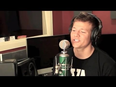 Just The Way You Are - Bruno Mars (Tyler Ward Ft. AHMIR) - Acoustic Cover