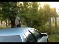 Video Пьяные киевляне гоняют милиционеров