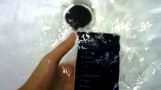 ¿Se puede mojar el xperia z?