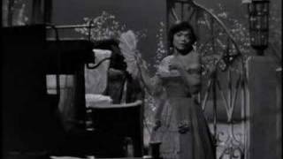 Watch Eartha Kitt Old Fashioned Girl video