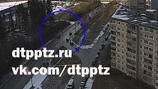 Видео На Карельском проспекте пешеход попал под автомобиль от ДТП Петрозаводска и Карелии, Карельский проспект, Петрозаводск, Россия