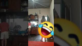 Escuchando Quejas De Mi Sobrina