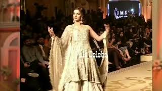 Saba Qamar Fell On Floor During Ramp Walk.