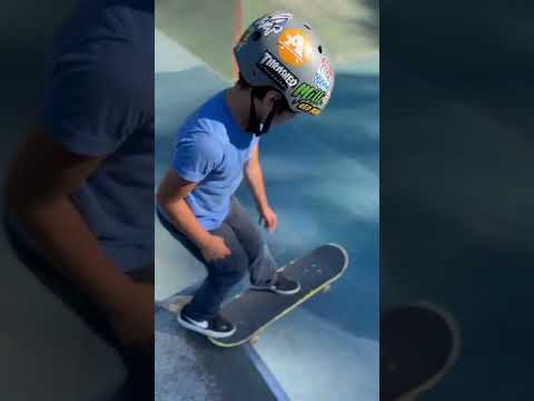 Elijah perfect tail stall kickflip 💸🔥