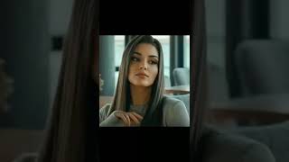 Hande Erçel Eda Emoji Taklit.