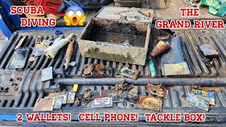 Scuba Diving The Grand River For Treasure Found Metal Box With Wallets.