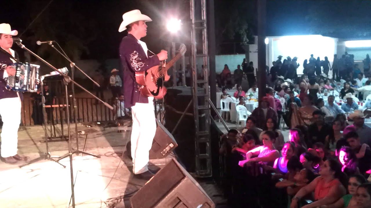 Los hermanos vega jr en vivo Z3C los hermanos vega jr en vivo permission