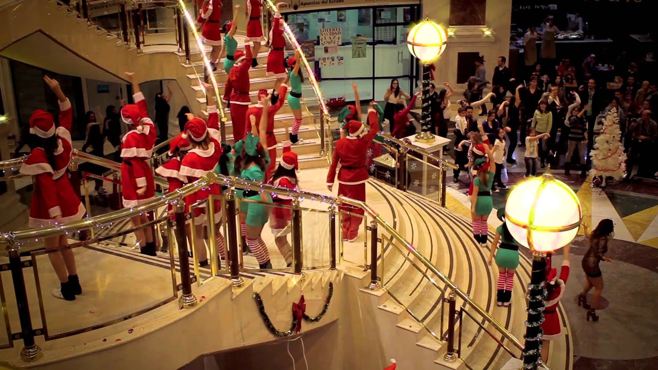 Flash Mob Lizarrá... Mariah Carey Merry Christmas Pics