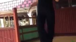Awek Payung Goyang