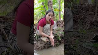 Kaka So Funny Girl Washing Hands In The River Caught A Funny Situation