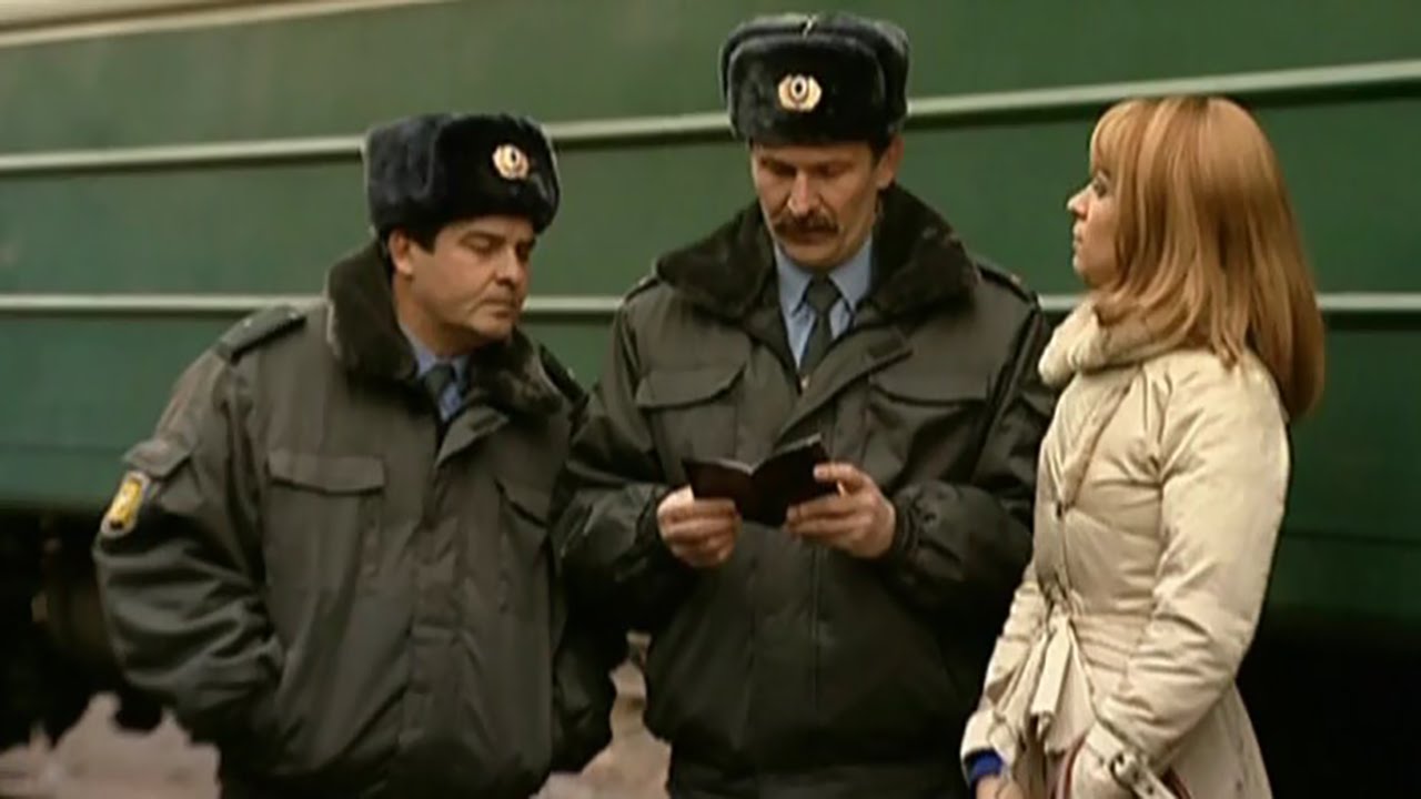Ирина Медведева Тестирует Шесты На Заводе – 6 Кадров 2006